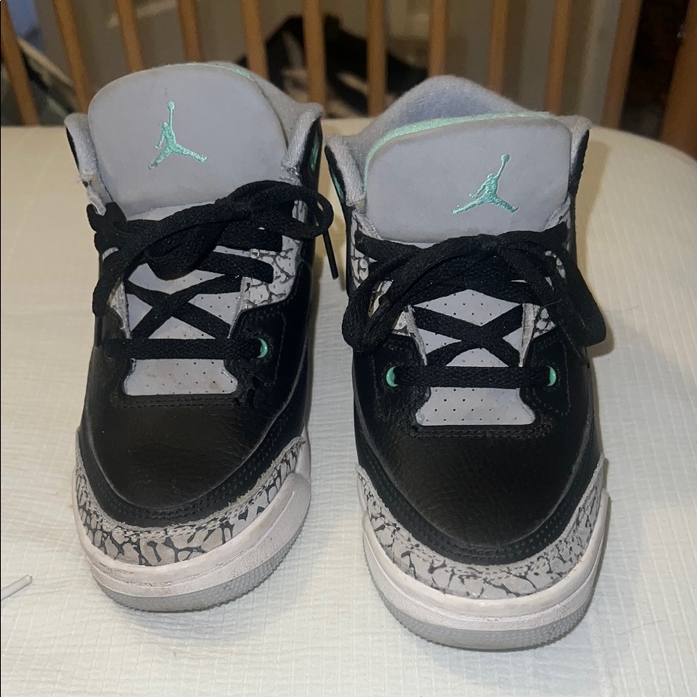 Jordan Black and Gray Sneakers with Iconic Design